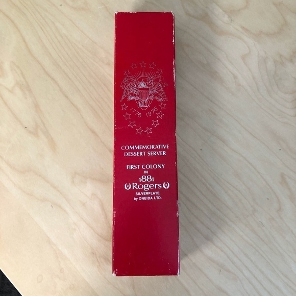 Oneida ROGERS Commemorative Dessert Server - First Colony 1881 - Picture 4 of 11